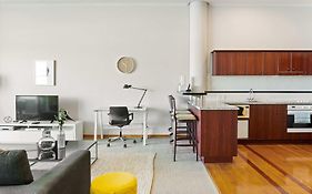 Relaxing Sea Wharf View Apartment By Zodiak Stays